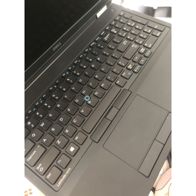 Laptop Dell 5570